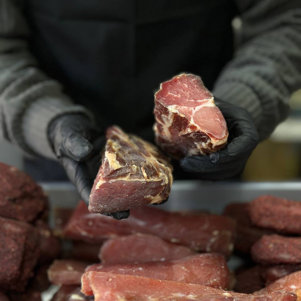 Шия свинна (сиров'ялена)